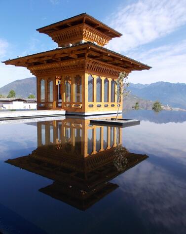 luxury travel butan luxury hotel six senses thimpu  Bhutan Happiness