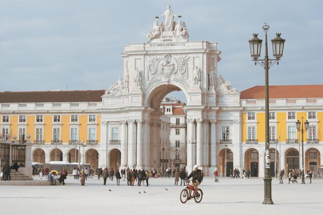 Porta commerciale di Lisbona.