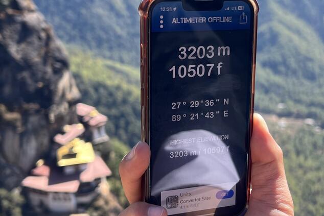 Misurazione dell'altitudine sul Nido della Tigre