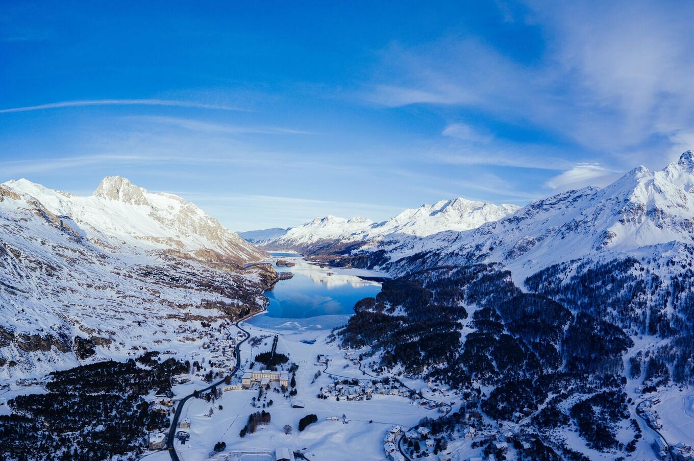 In questa valle si può osservare il fenomeno del serpente del Maloja. Foto di Marc Siegrist.