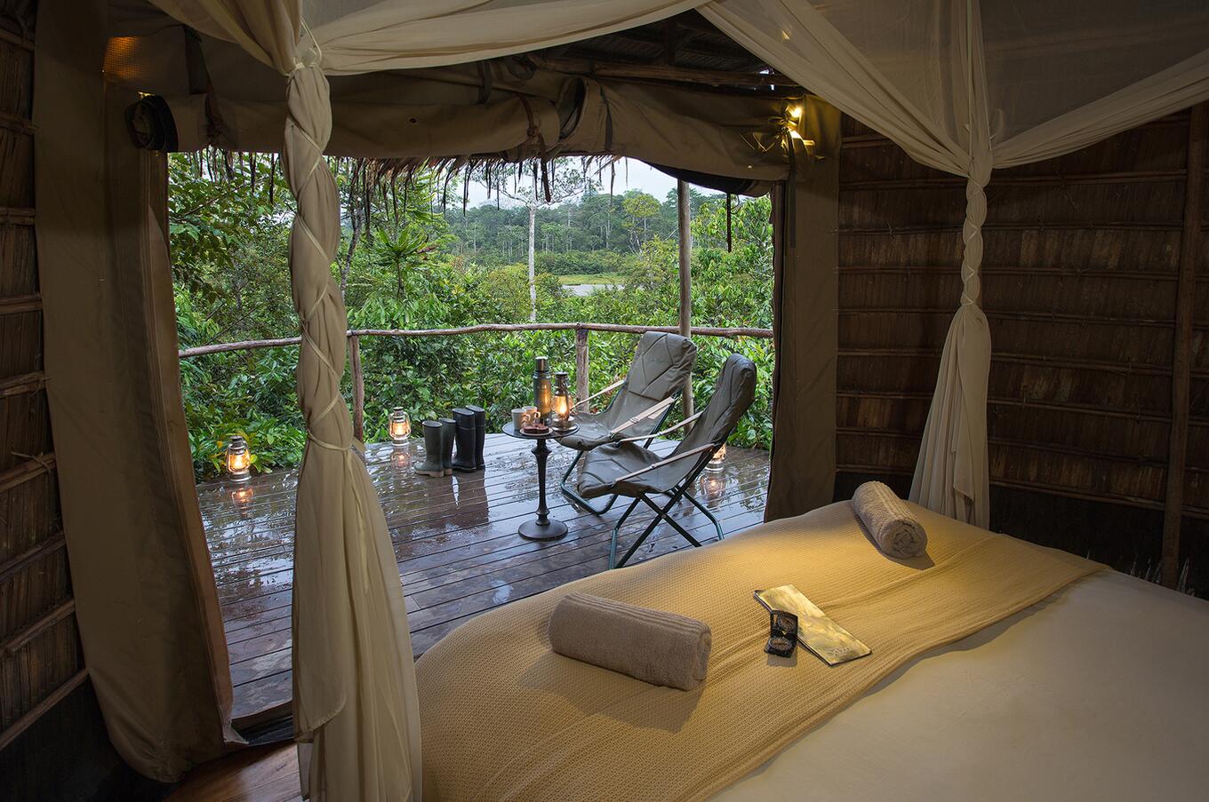 Camera in cabina da campeggio a Odzala